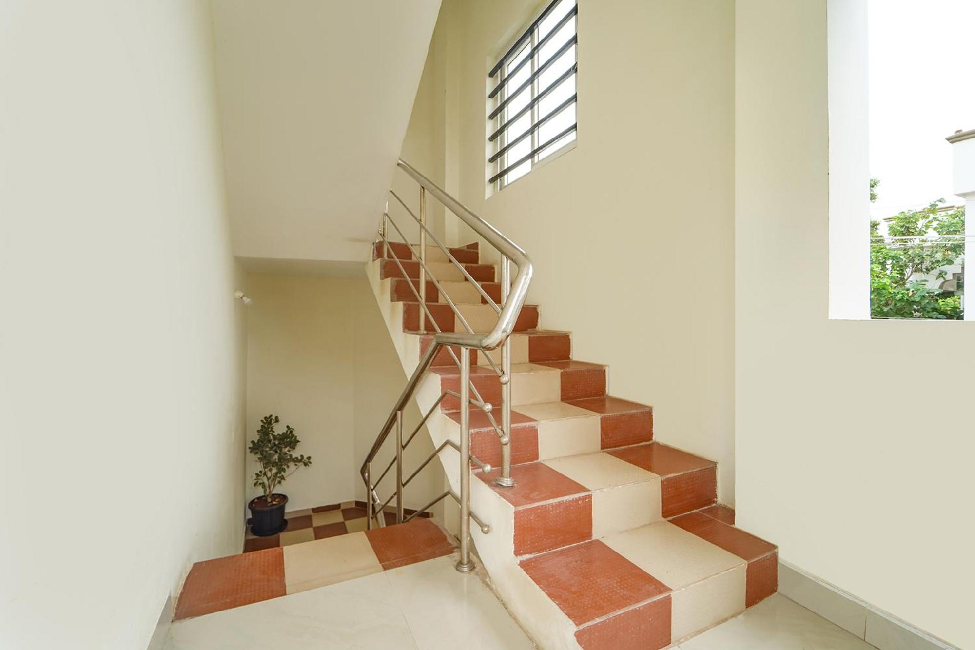 Fabexpress Clover Castle - Nr Coimbatore International Airport Exterior photo